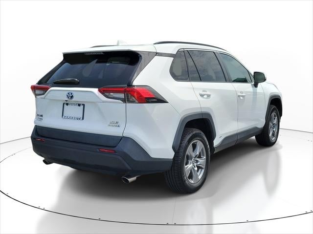 2022 Toyota RAV4 Hybrid XLE