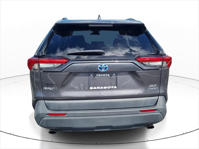 2022 Toyota RAV4 Hybrid XLE