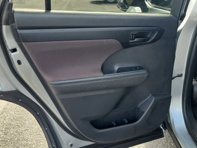2021 Toyota Highlander L