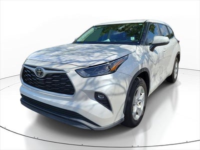 2023 Toyota Highlander LE