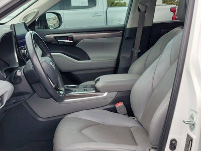 2023 Toyota0 Highlander Limited