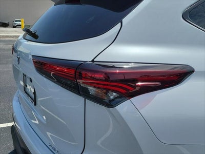 2025 Toyota Highlander XLE