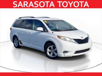 2014 Toyota Sienna LE