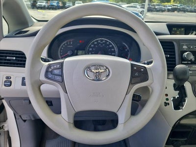 2014 Toyota Sienna LE
