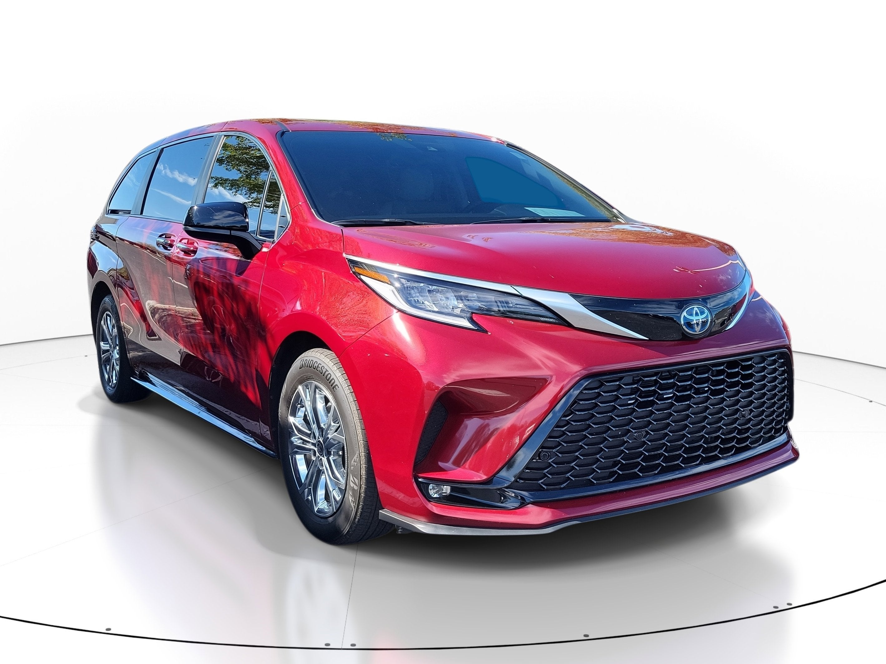 2023 Toyota Sienna XSE