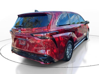 2023 Toyota Sienna XSE