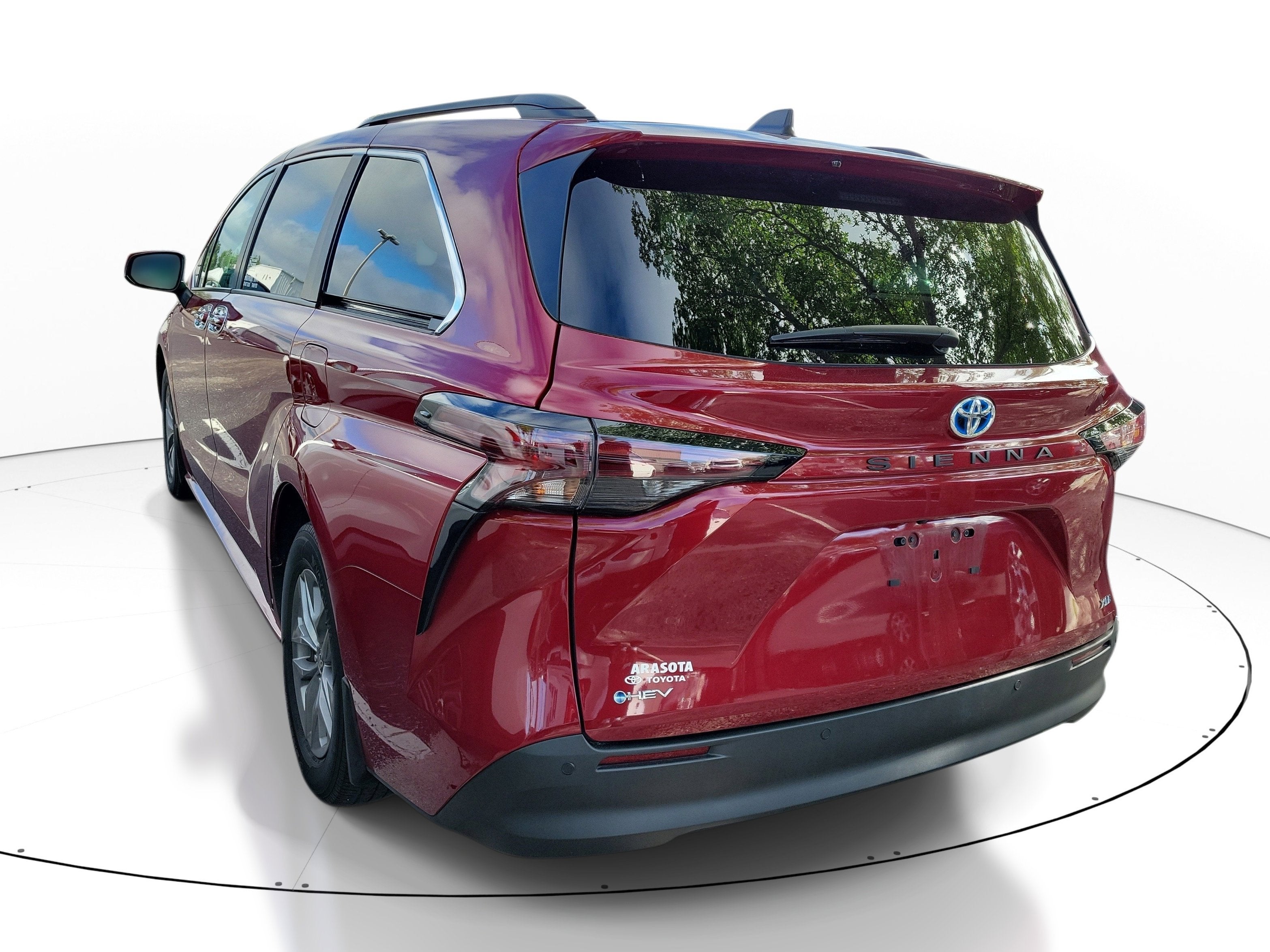 2025 Toyota Sienna XLE