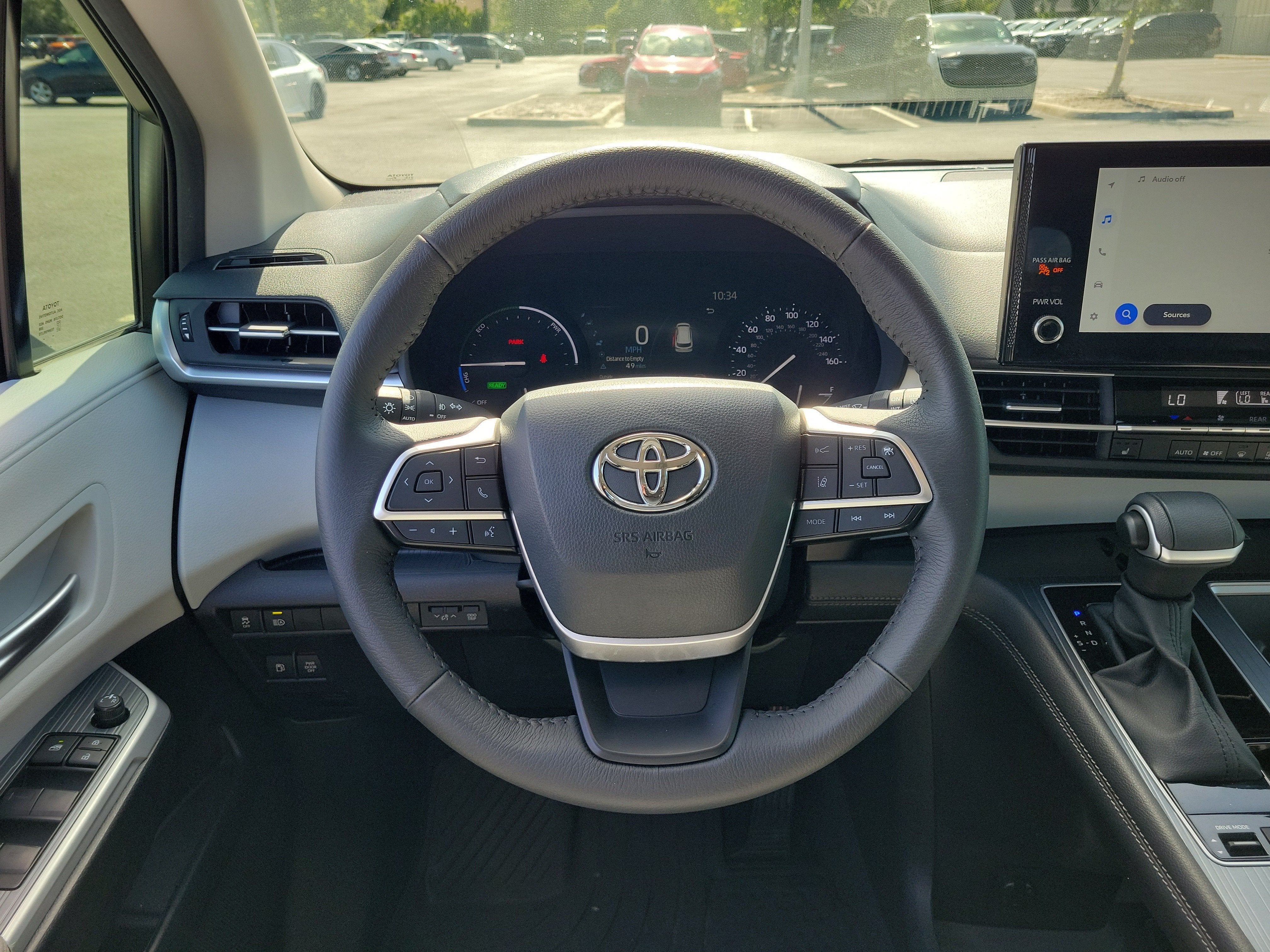 2025 Toyota Sienna XLE