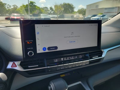 2025 Toyota Sienna XLE