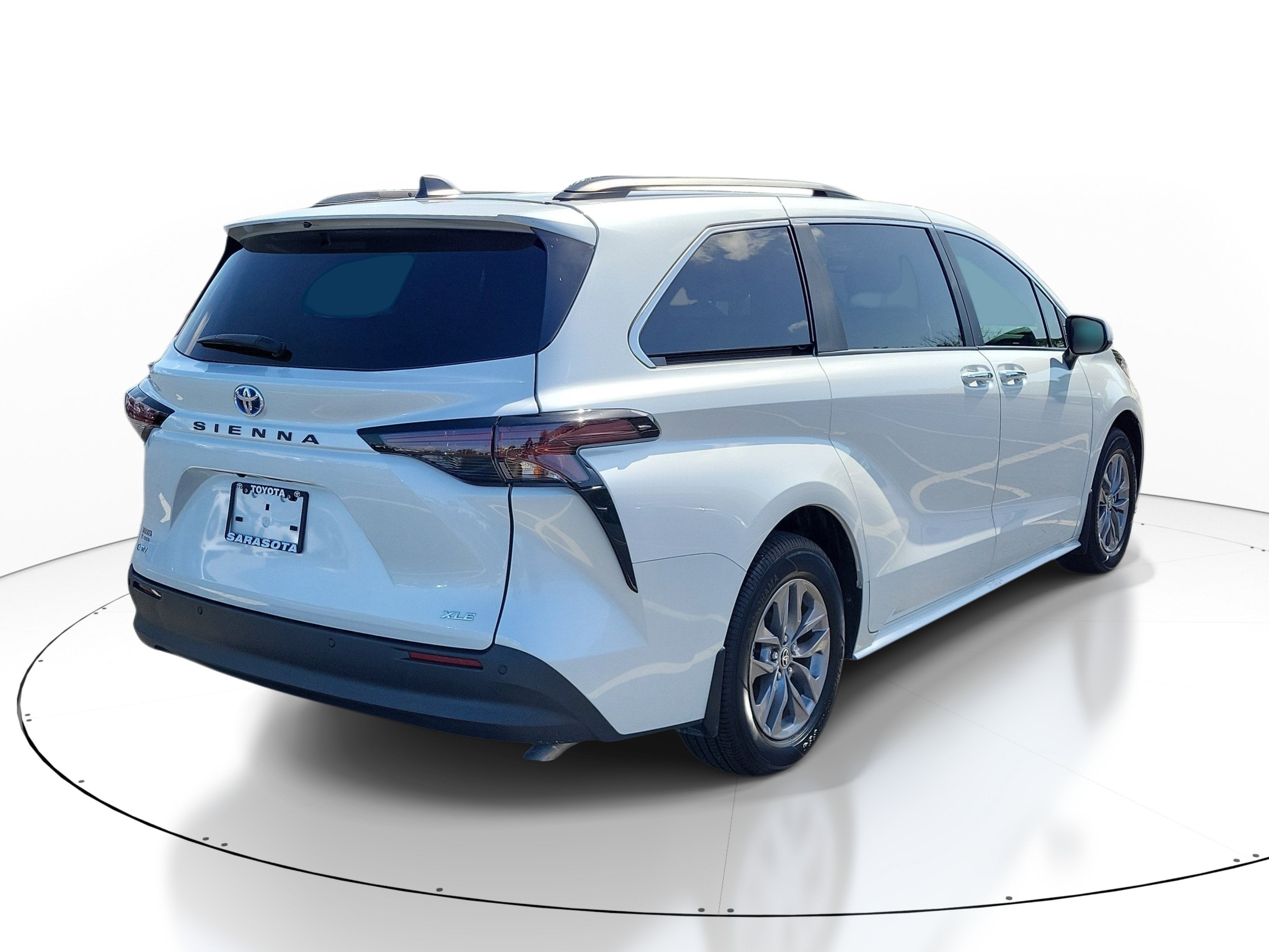 2025 Toyota Sienna XLE
