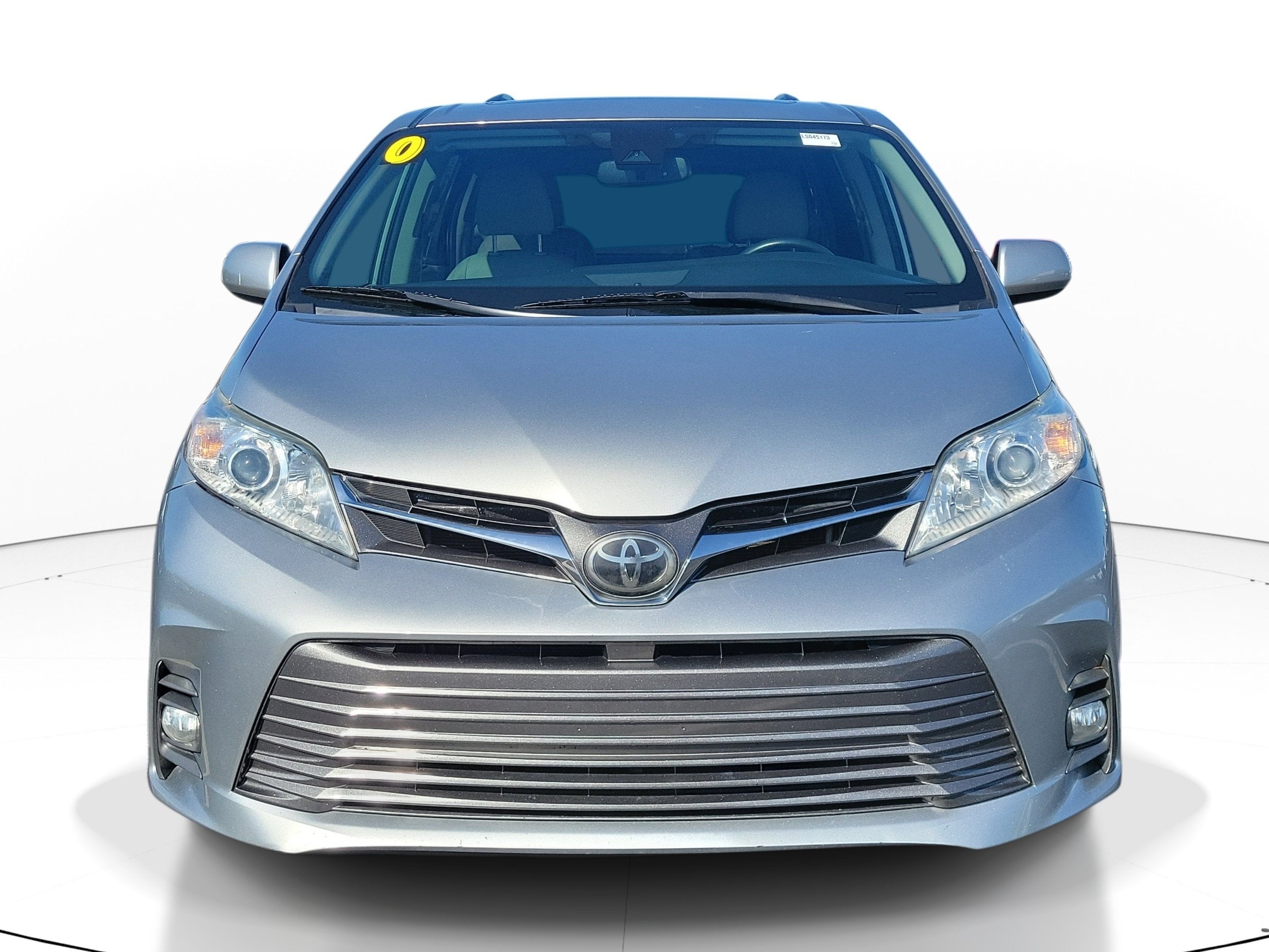2020 Toyota Sienna XLE Premium
