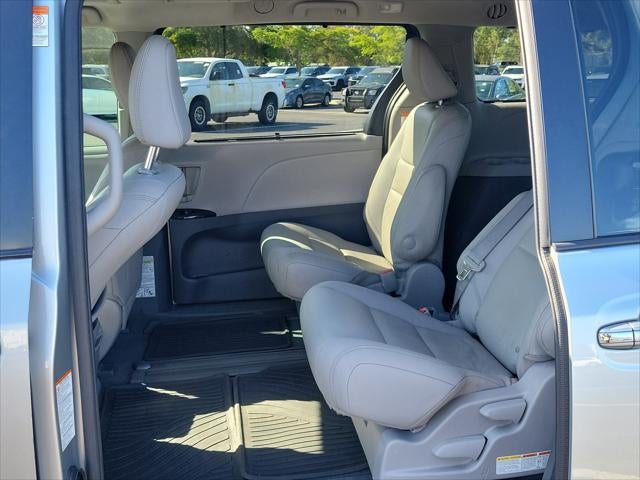 2020 Toyota Sienna XLE Premium