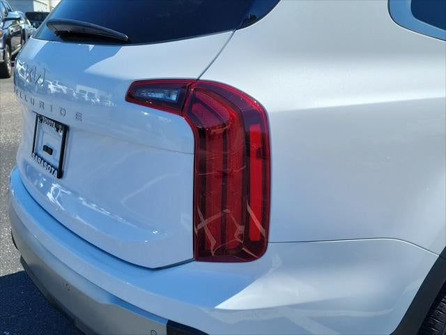 2023 Kia Telluride LX