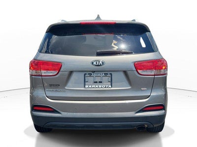 2016 Kia Sorento LX