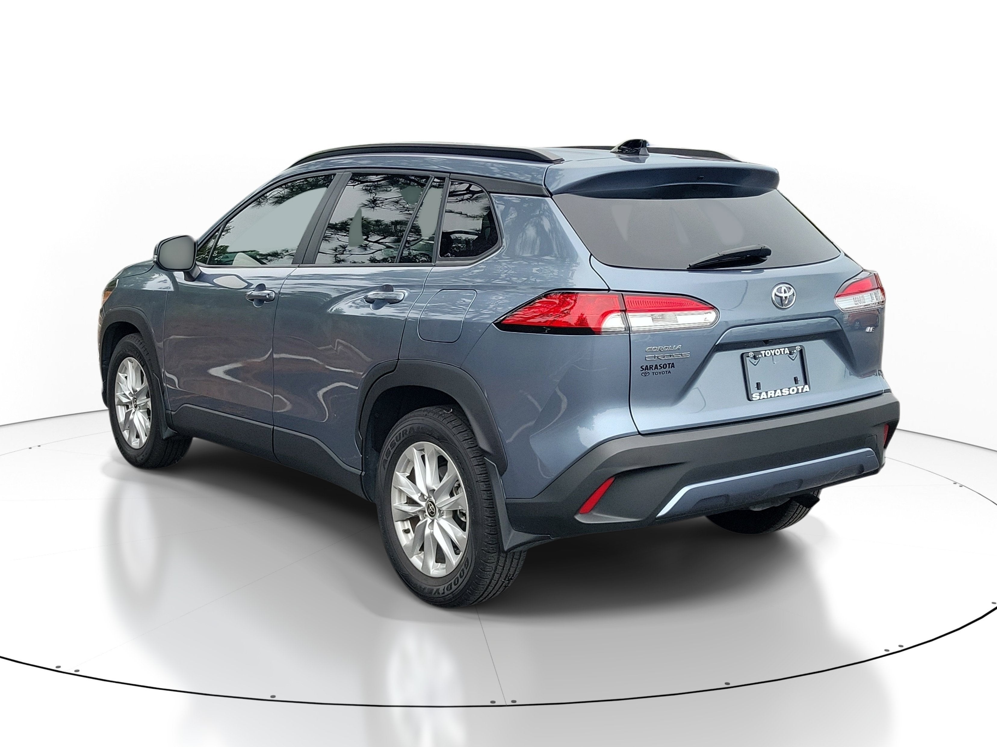 2025 Toyota Corolla Cross LE
