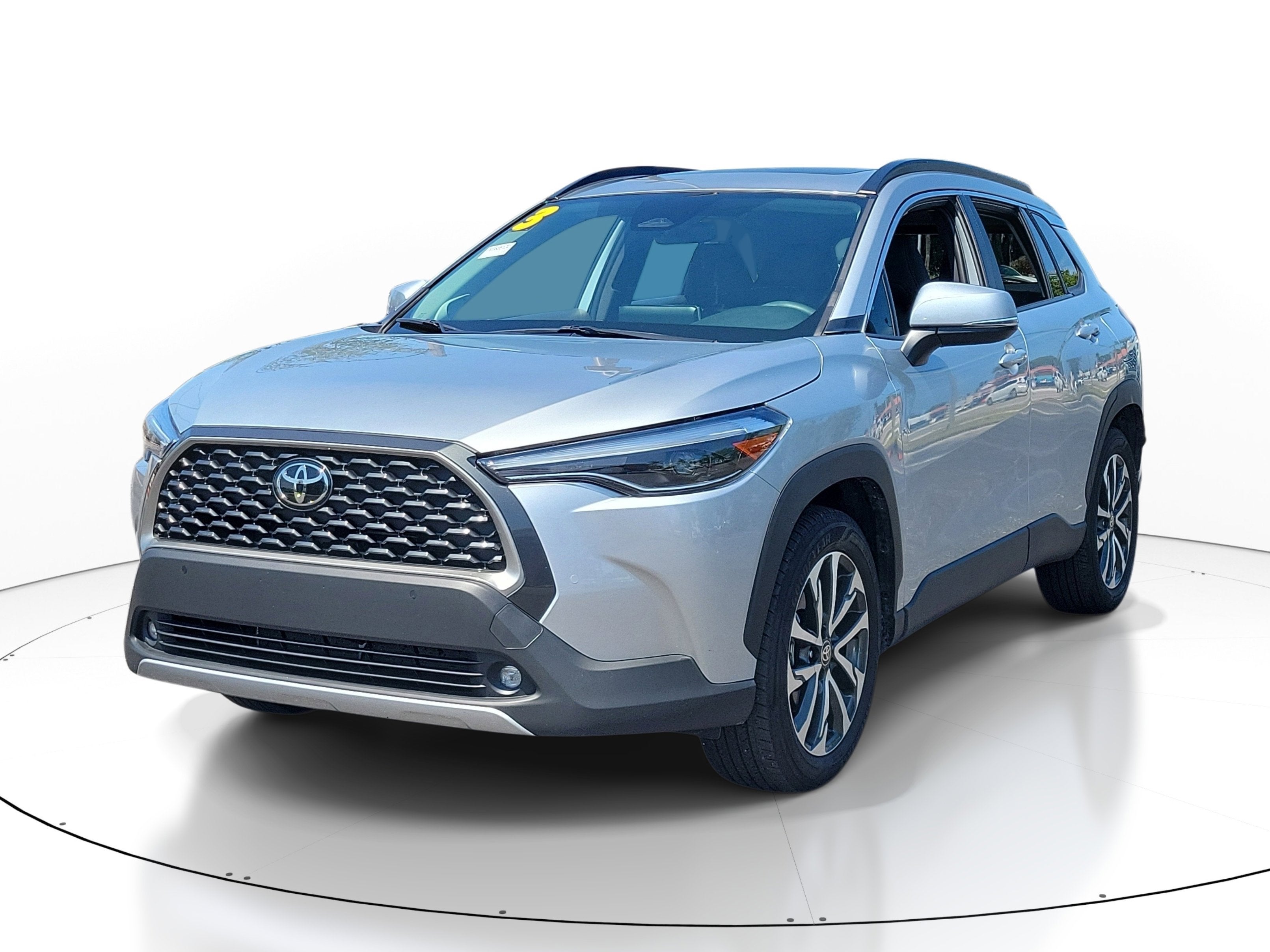 2023 Toyota Corolla Cross XLE