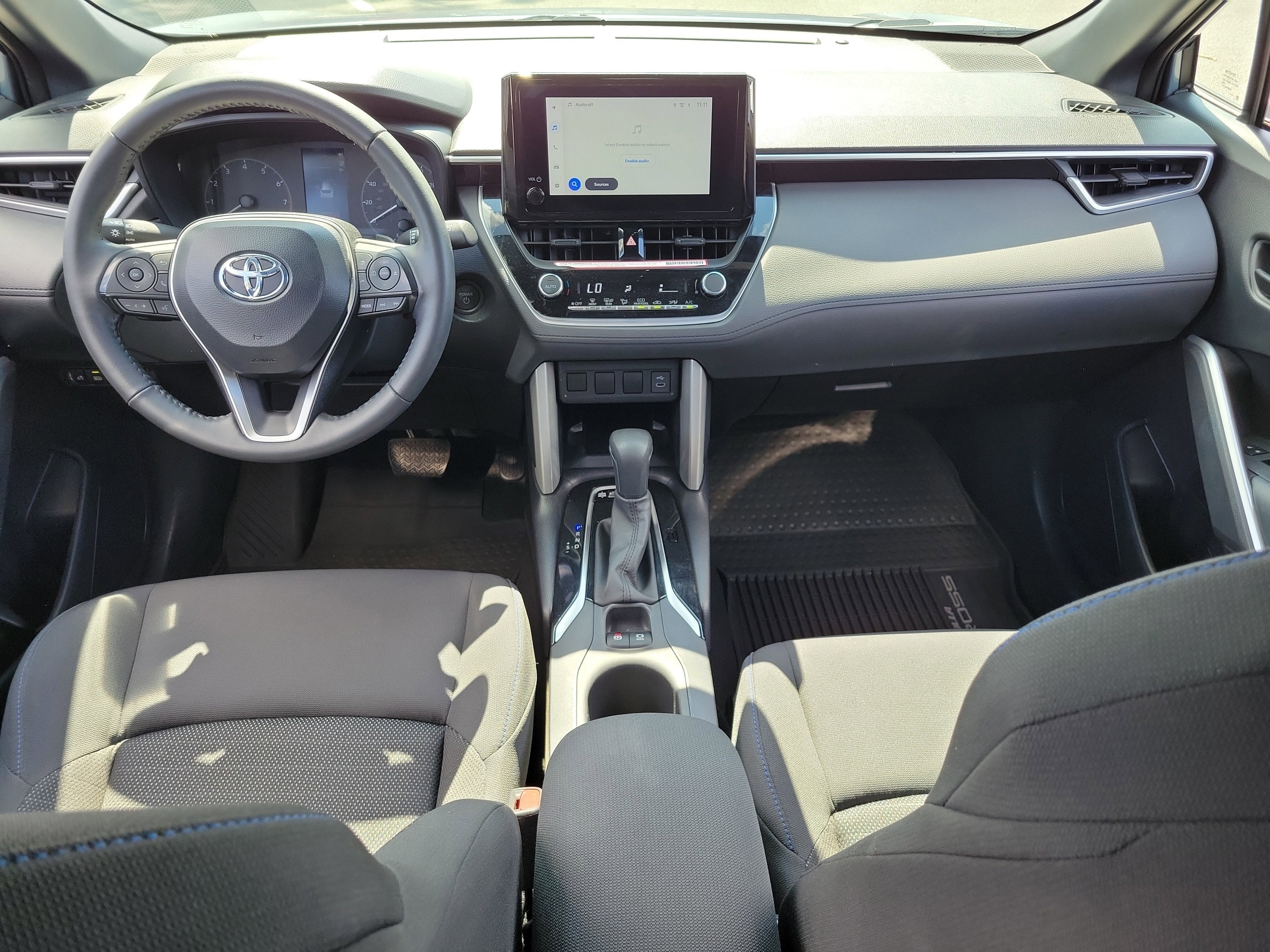 2024 Toyota Corolla Cross Hybrid SE