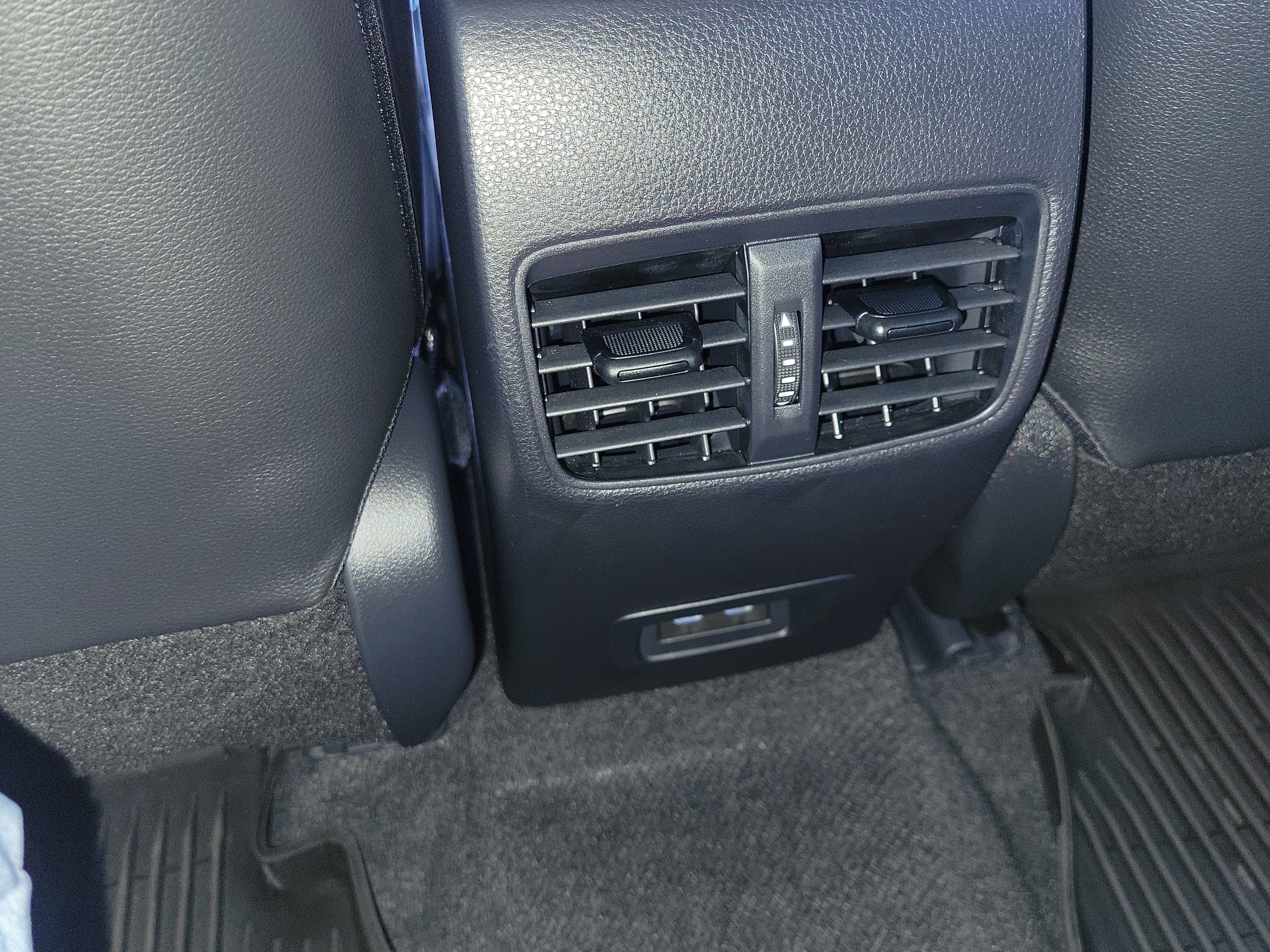 2024 Toyota Corolla Cross Hybrid XSE