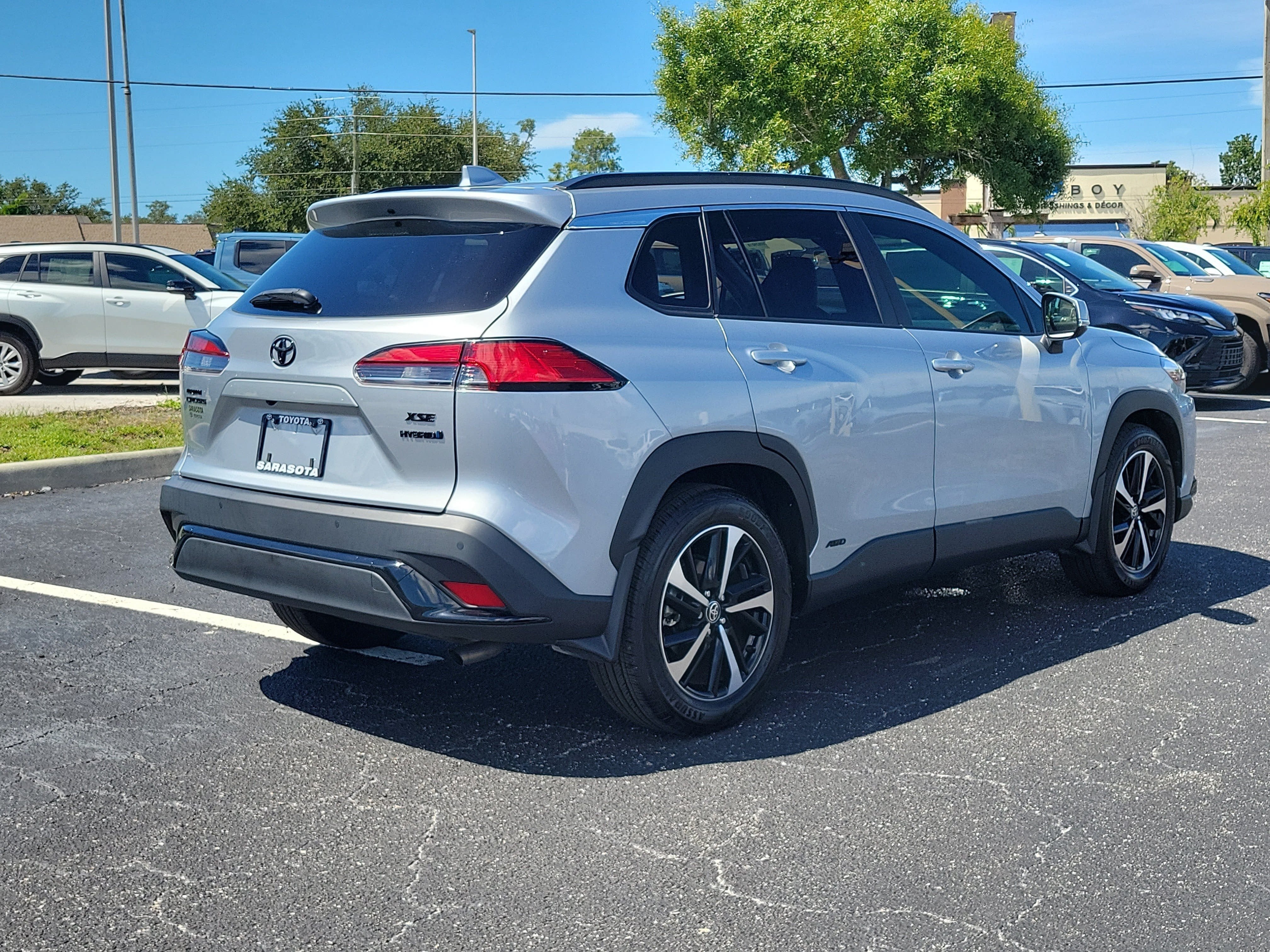 2024 Toyota Corolla Cross Hybrid XSE
