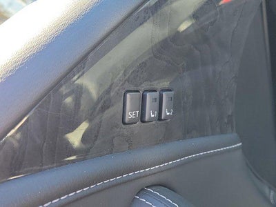 2023 INFINITI QX80 LUXE