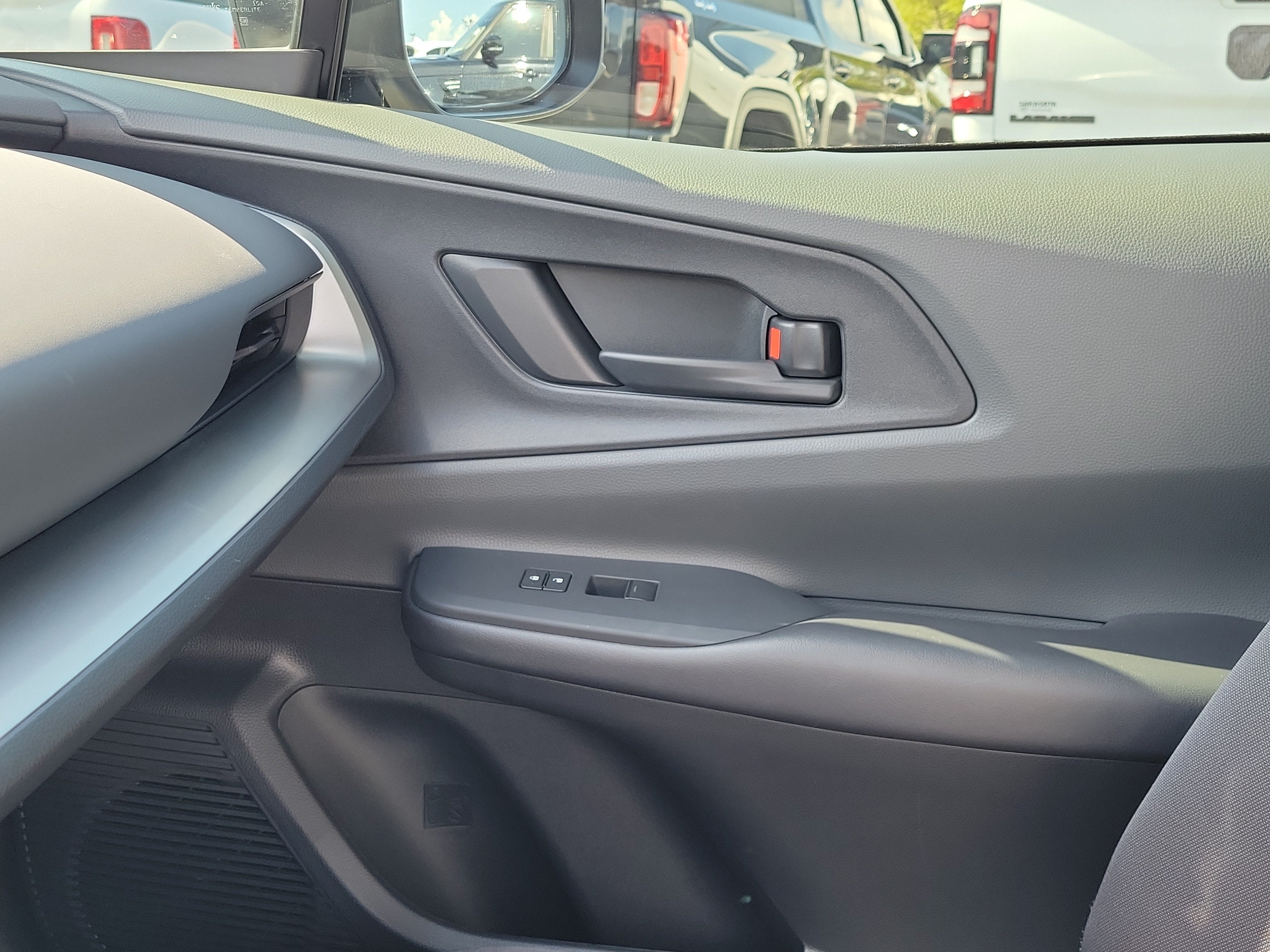 2023 Toyota Prius LE