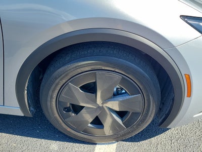 2023 Toyota Prius LE