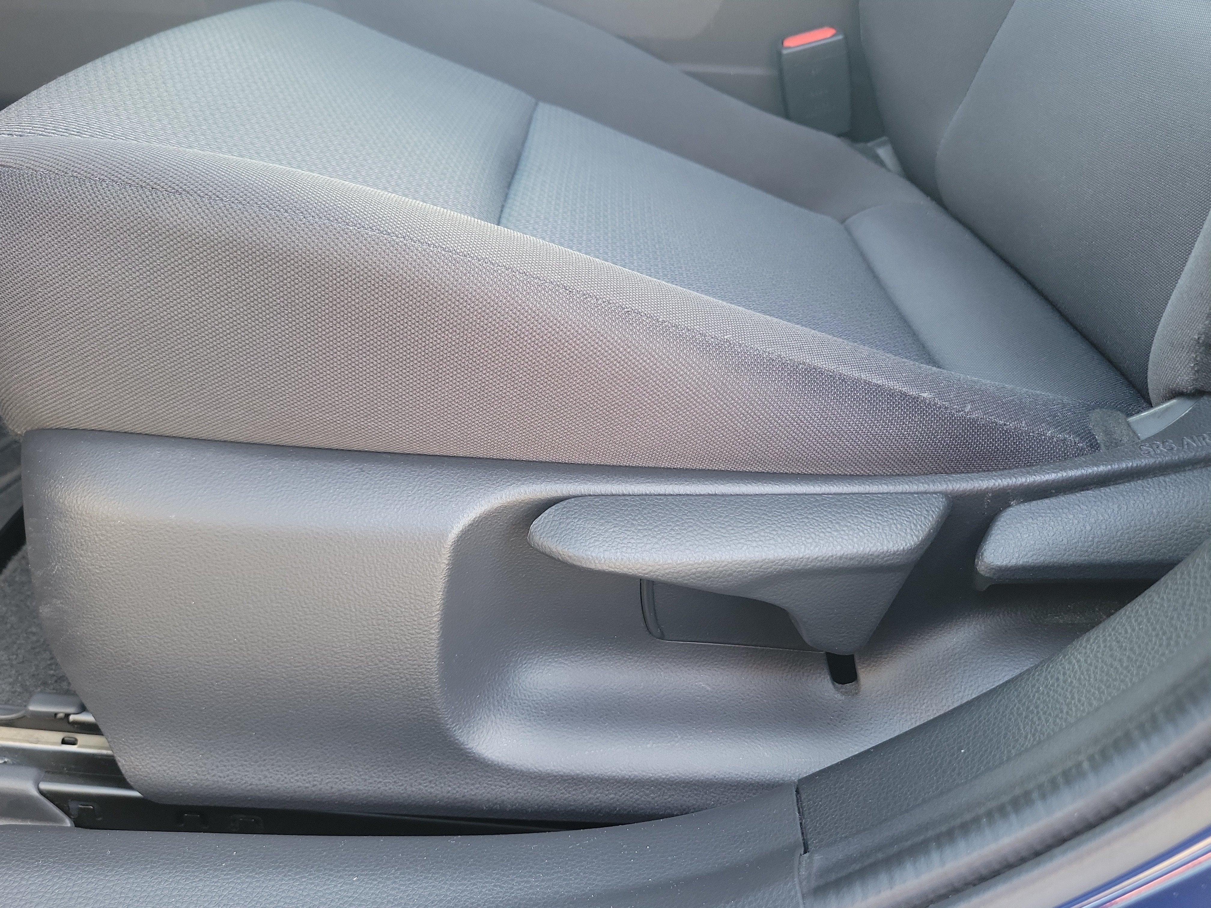 2023 Toyota Prius LE