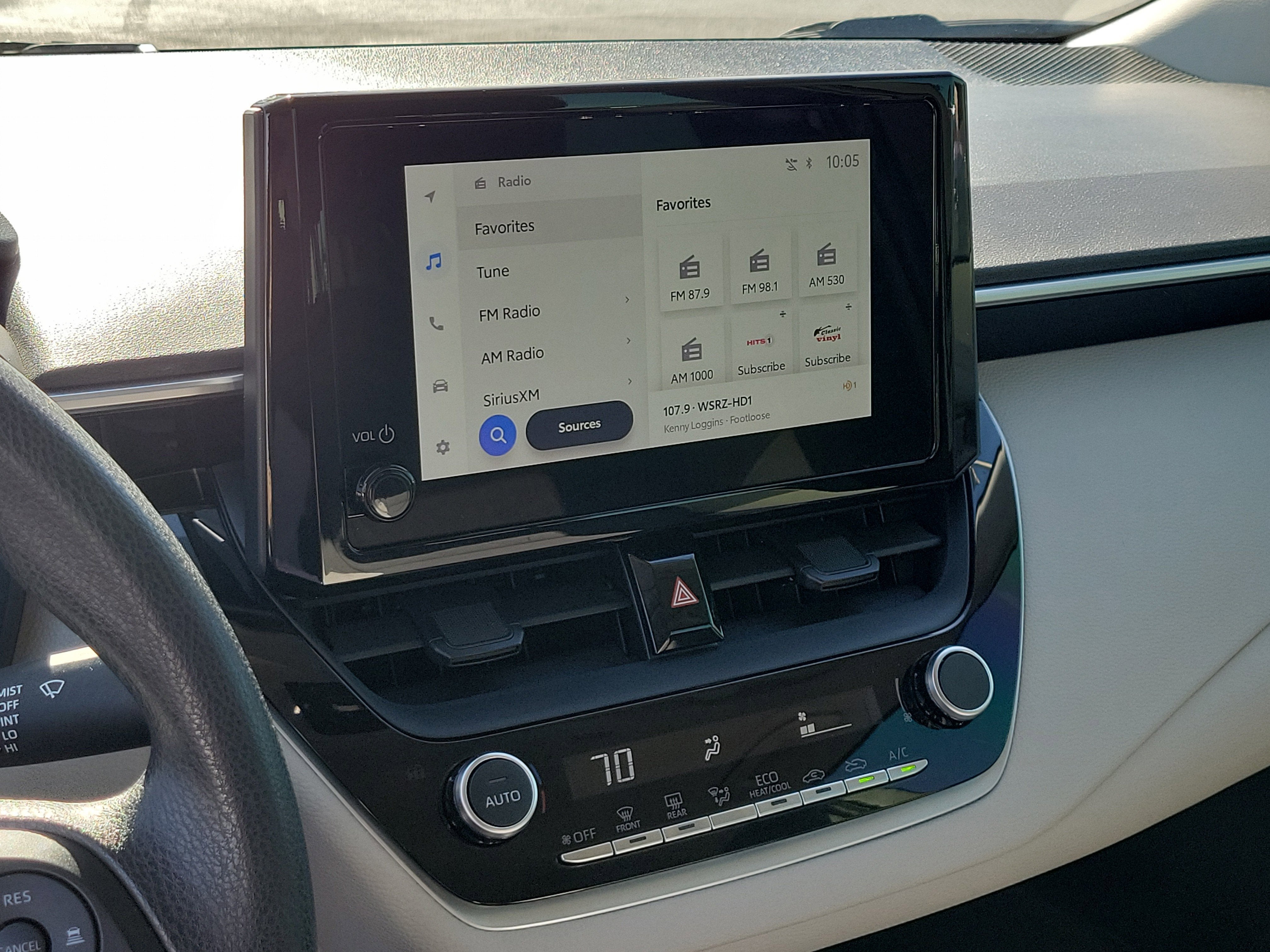 2025 Toyota Corolla Hybrid LE