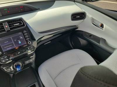 2021 Toyota Prius L