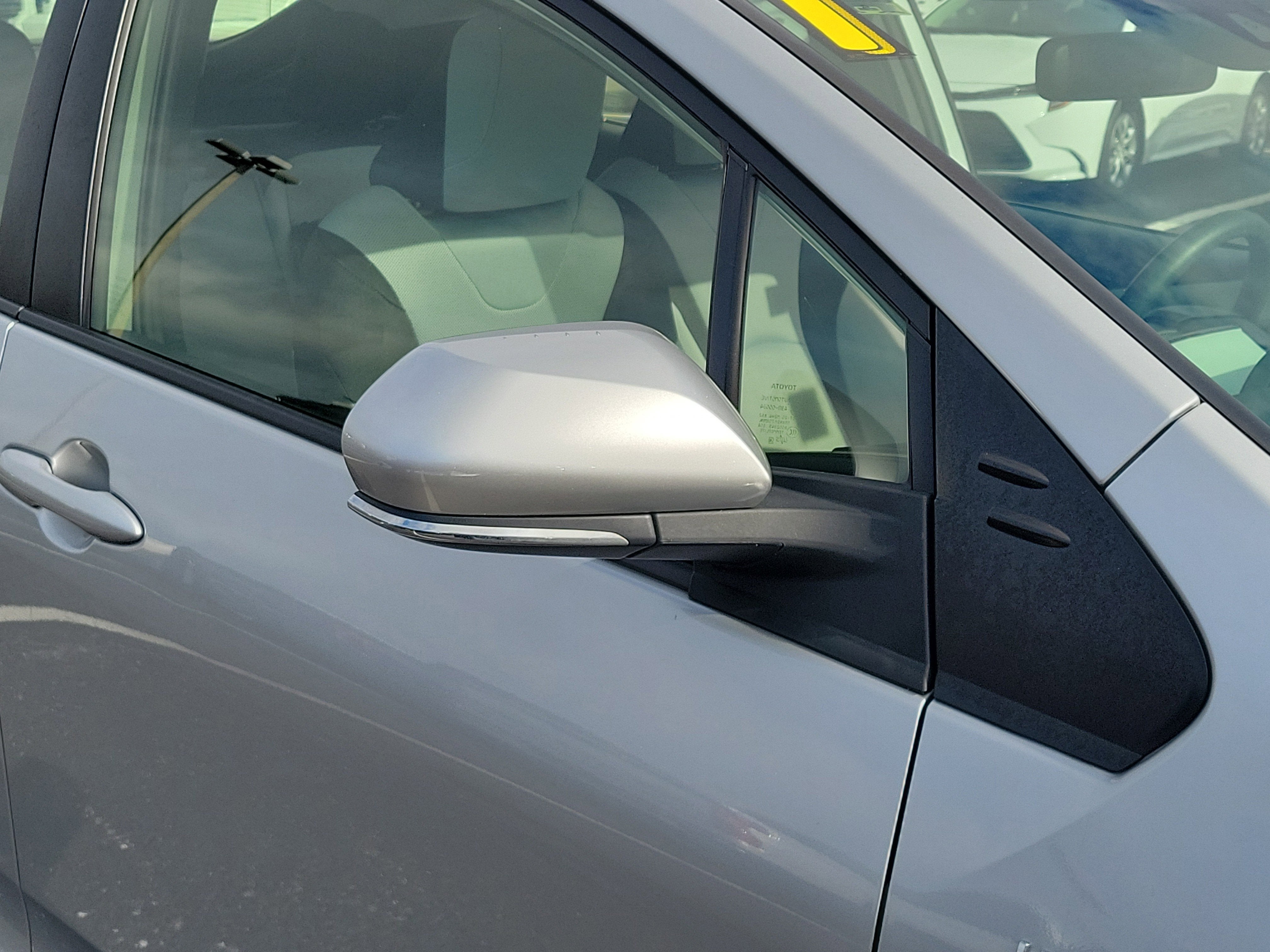2021 Toyota Prius L