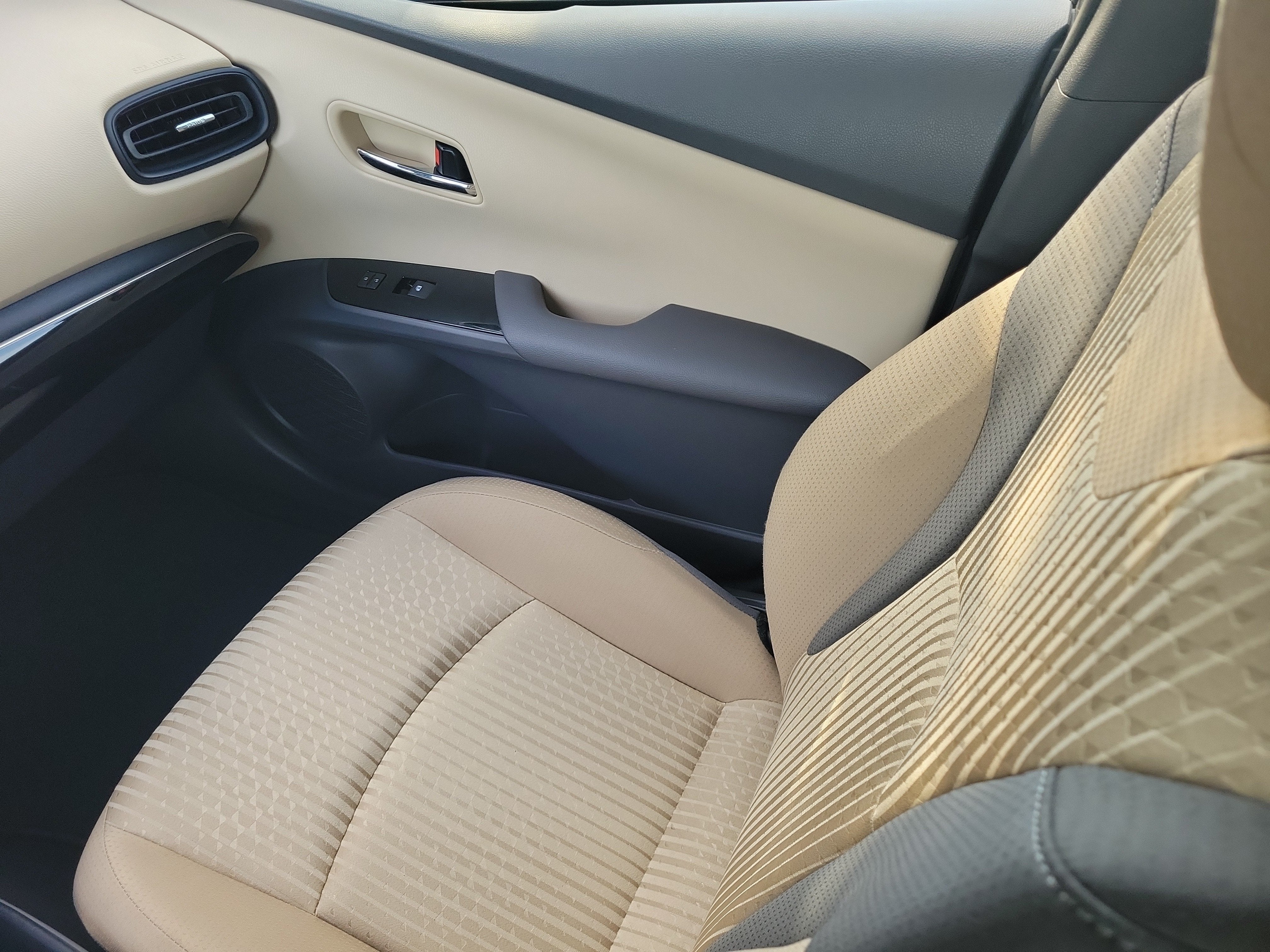 2016 Toyota Prius Two