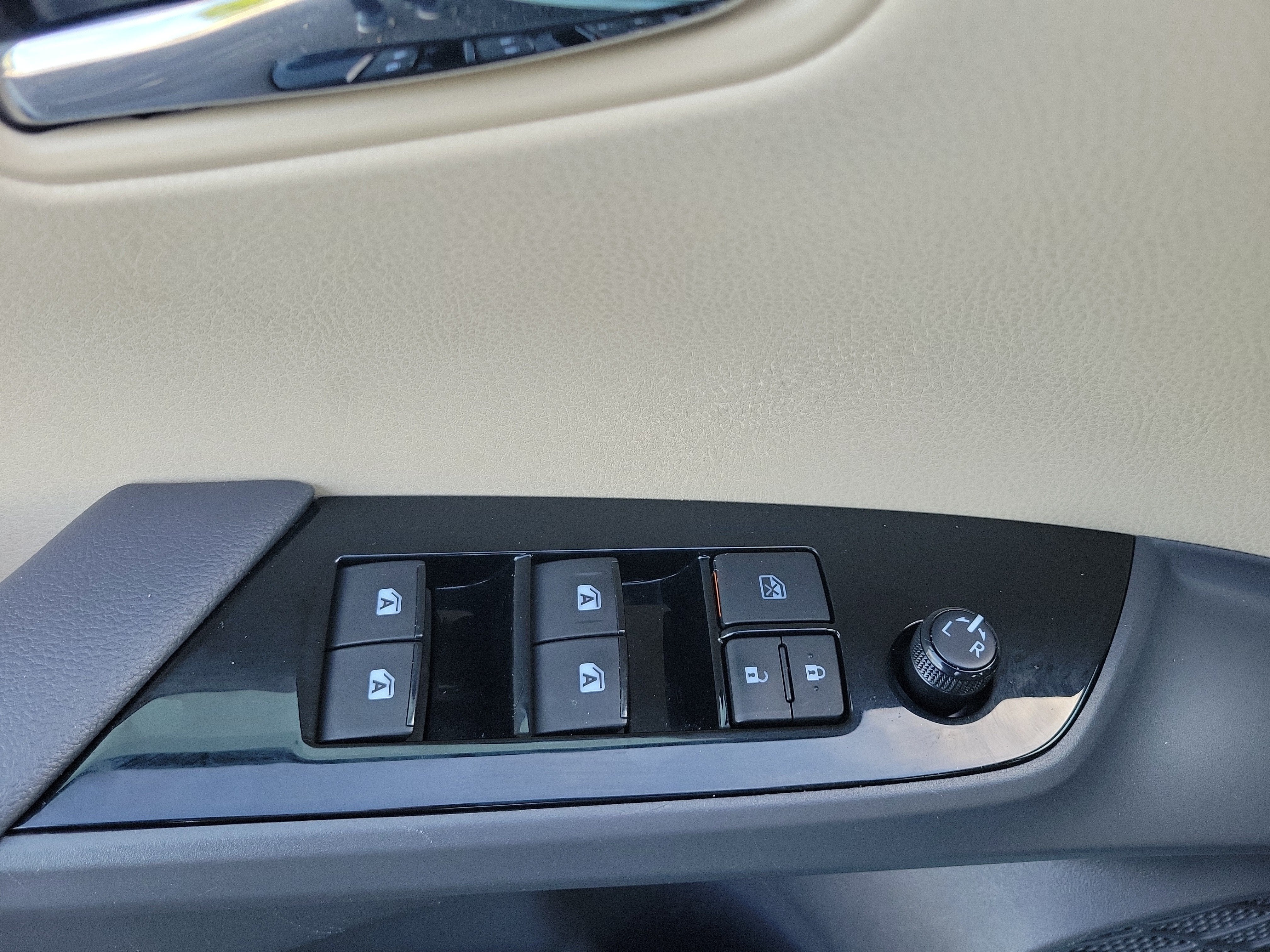 2016 Toyota Prius Two