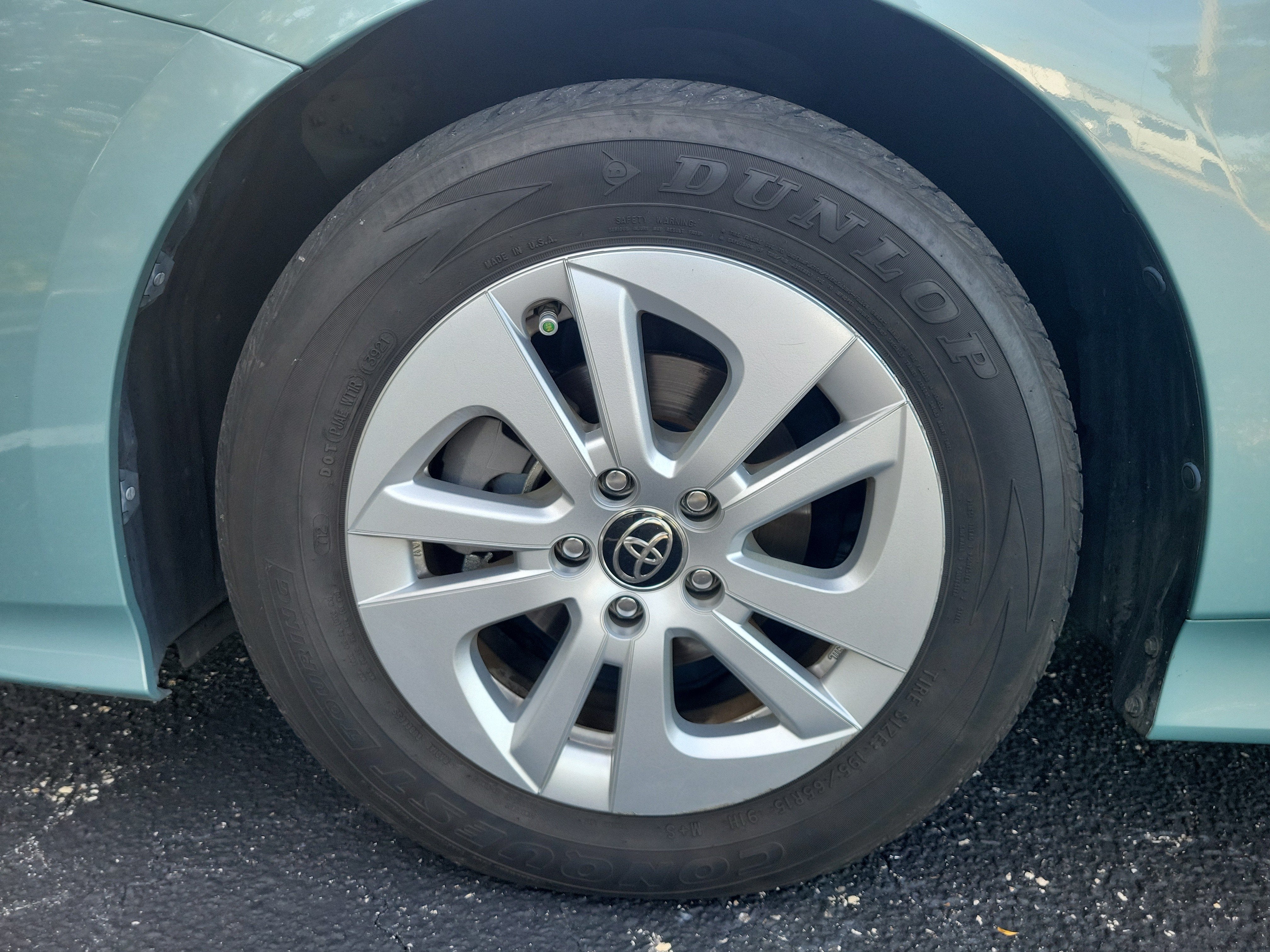 2016 Toyota Prius Two