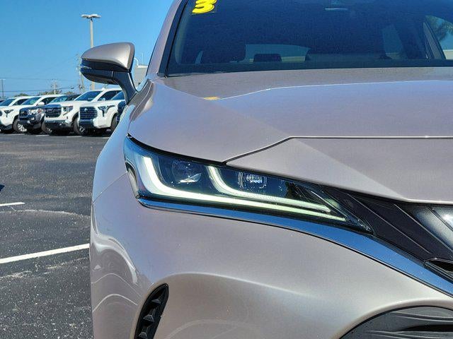 2023 Toyota Venza LE