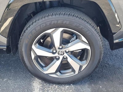 2025 Toyota RAV4 Plug-In Hybrid SE