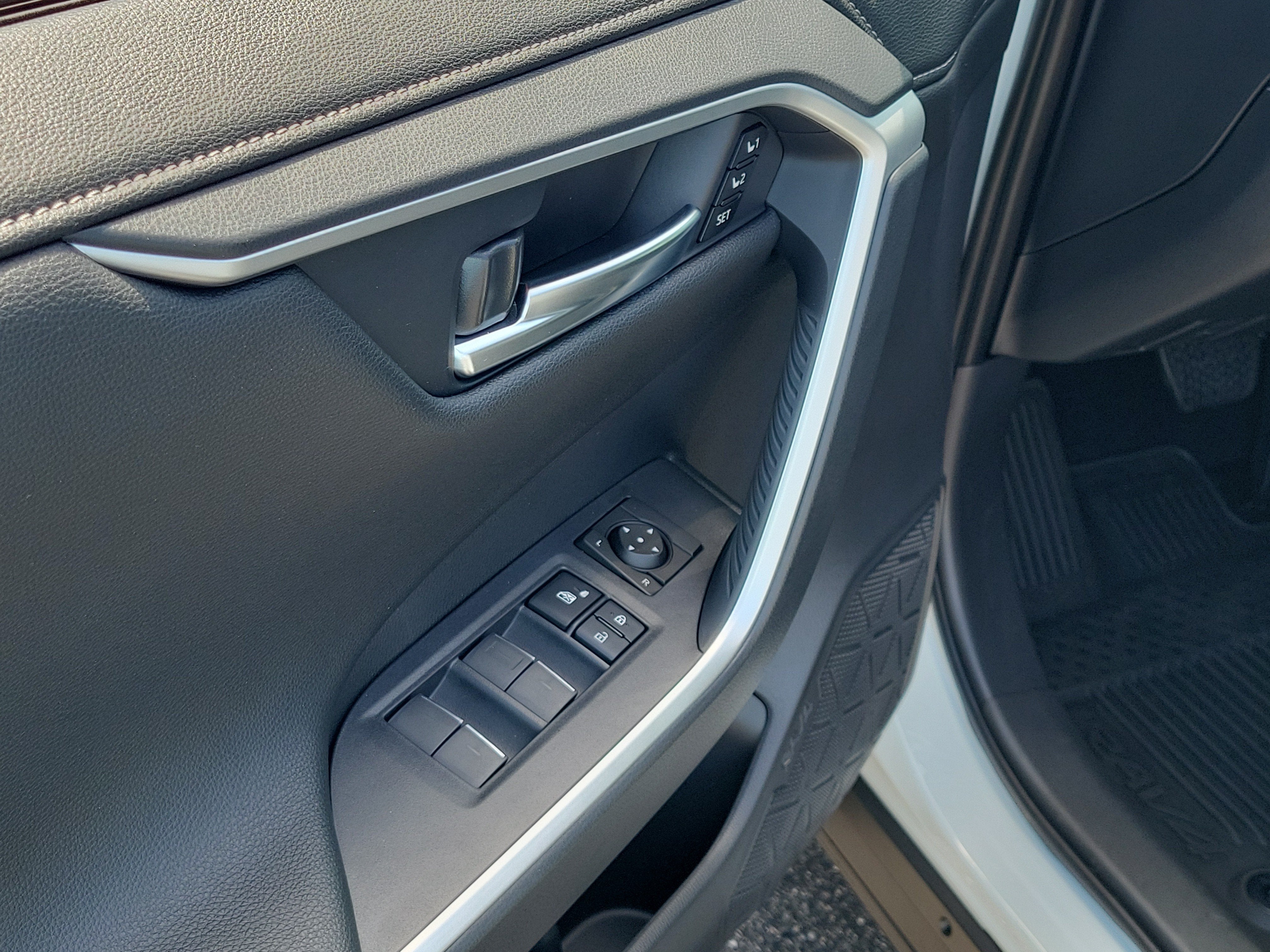 2025 Toyota RAV4 Hybrid Limited