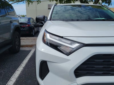 2024 Toyota RAV4 Hybrid LE