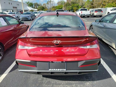 2025 Hyundai Elantra SEL Sport