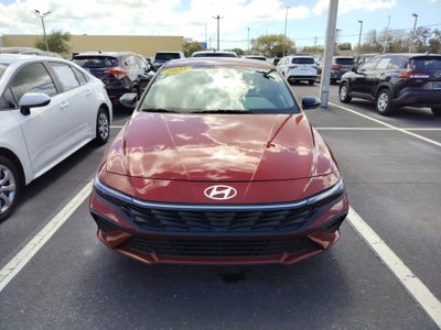 2025 Hyundai Elantra SEL Sport