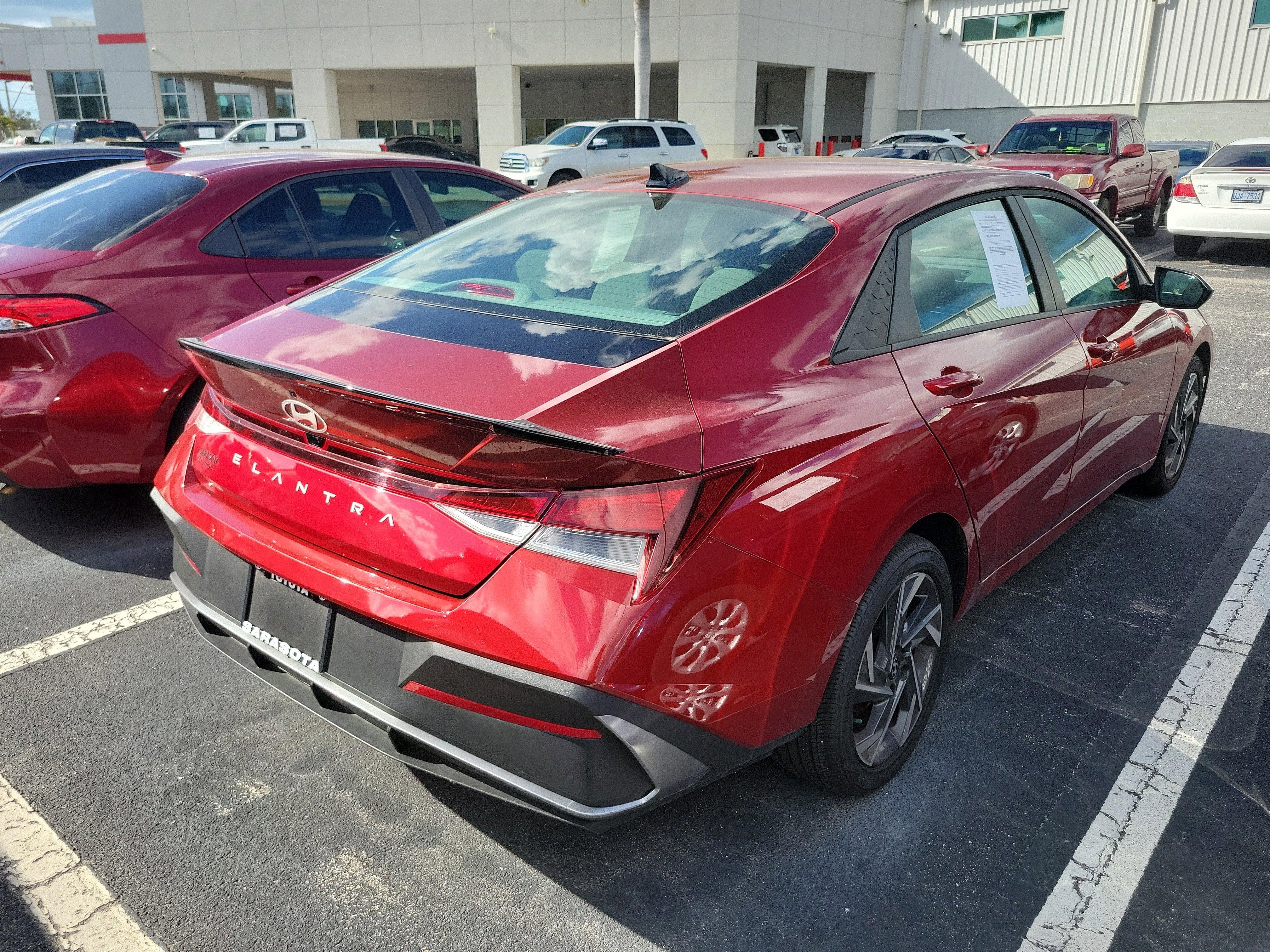 2025 Hyundai Elantra SEL Sport