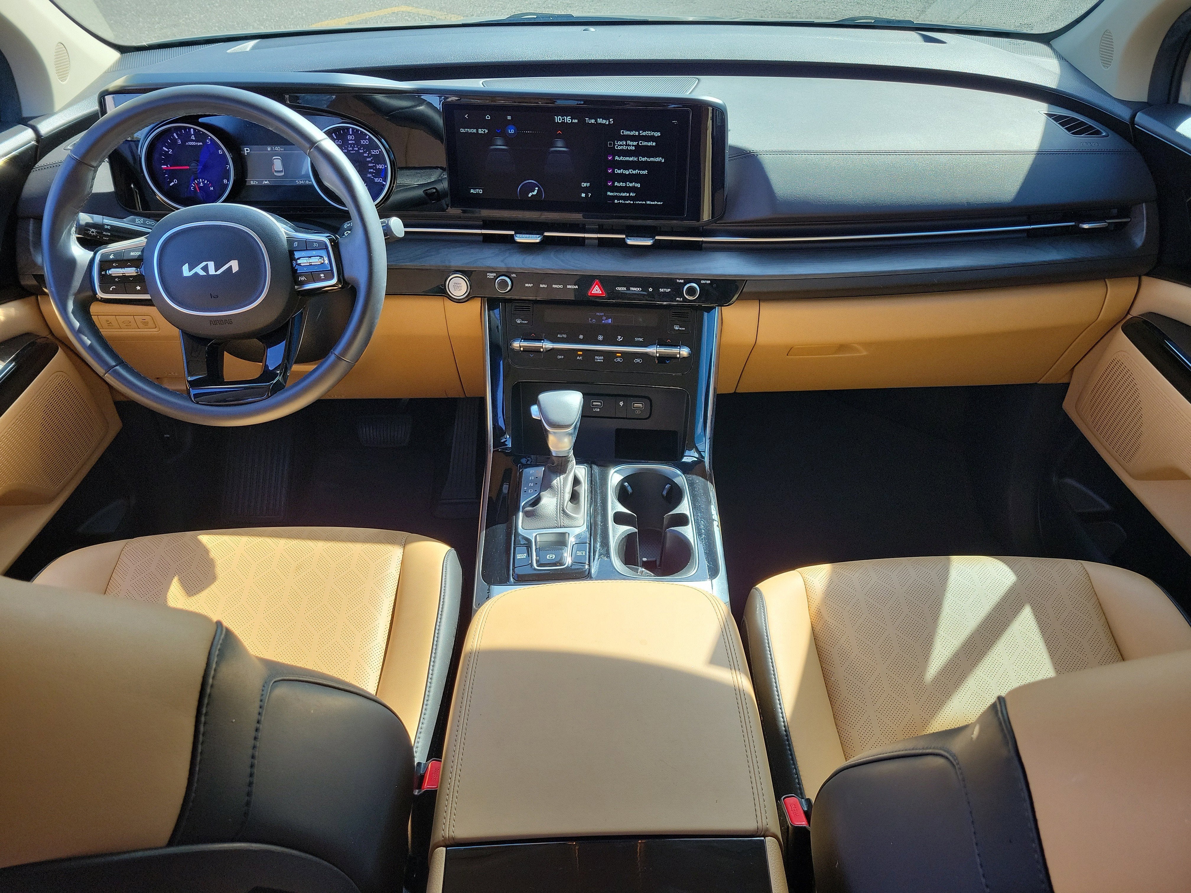 2024 Kia Carnival EX