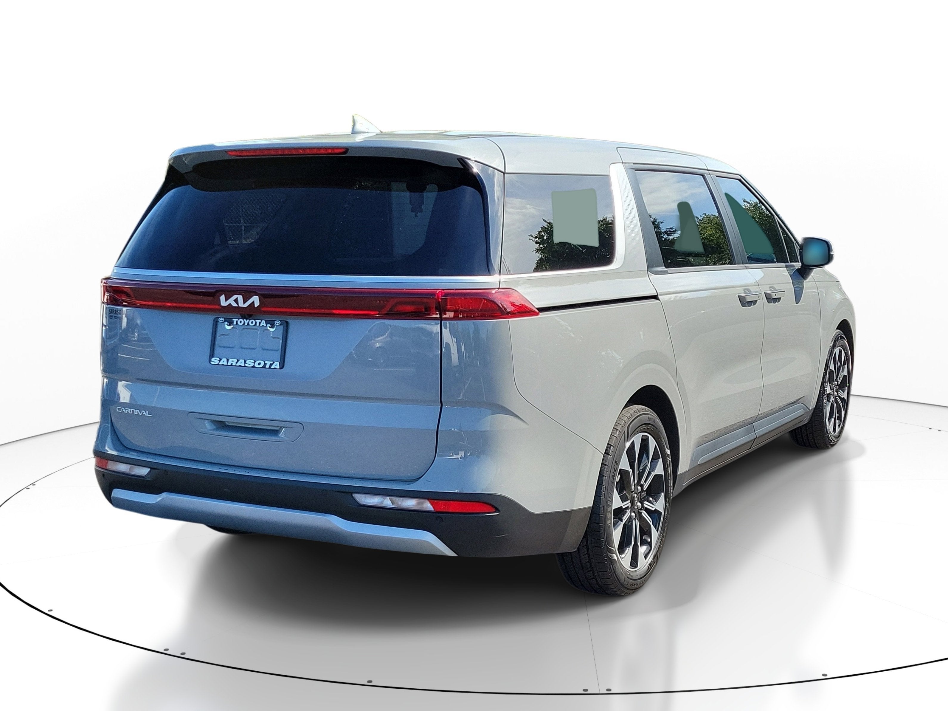 2024 Kia Carnival EX