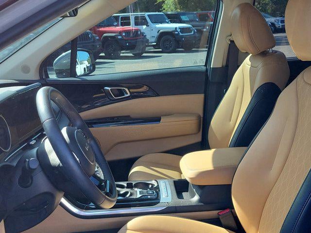 2024 Kia Carnival EX