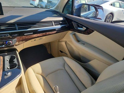 2019 Audi Q7 55 Prestige