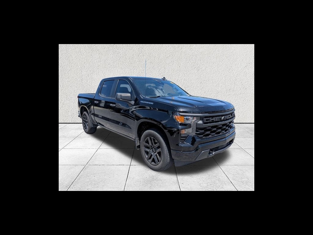 2022 Chevrolet Silverado 1500 Custom