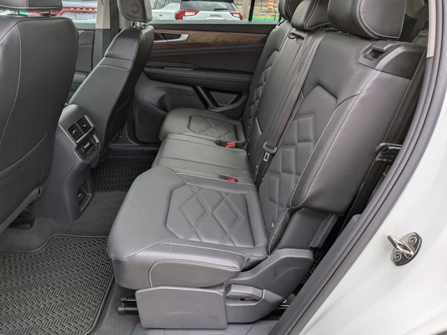 2024 Volkswagen Atlas 2.0T SE