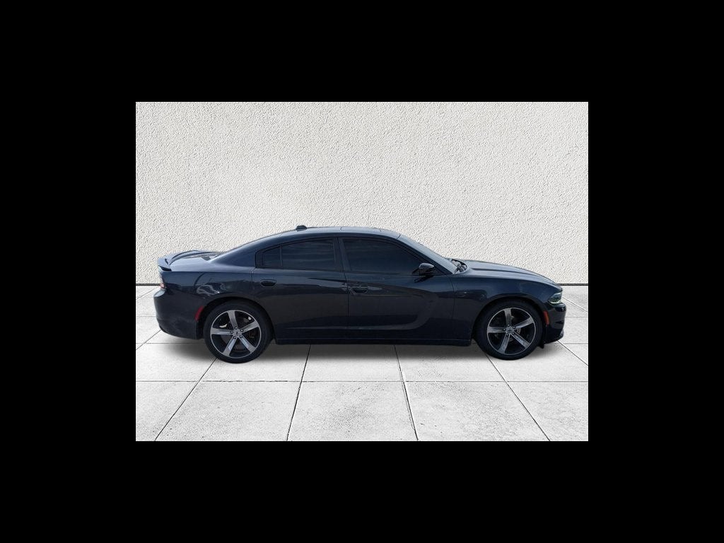 2017 Dodge Charger SXT