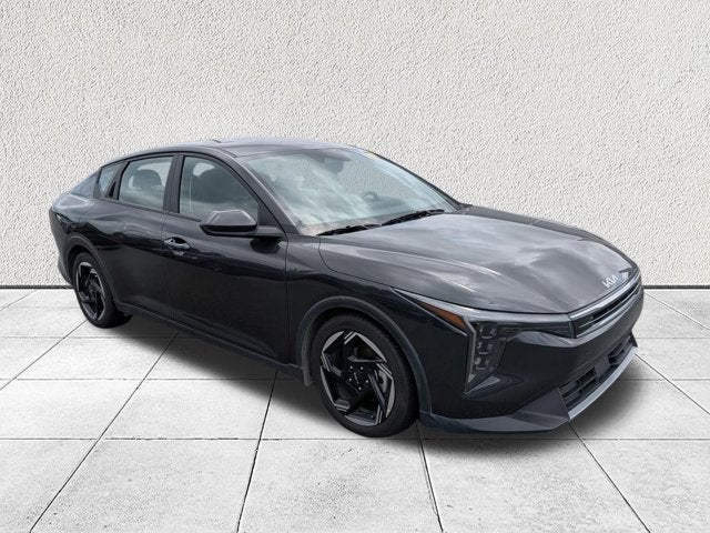 2025 Kia K4 EX AT's photo