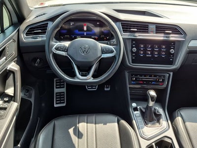 2023 Volkswagen Tiguan SE R-Line Black