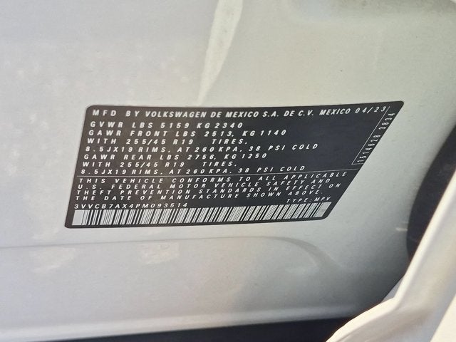 2023 Volkswagen Tiguan SE R-Line Black